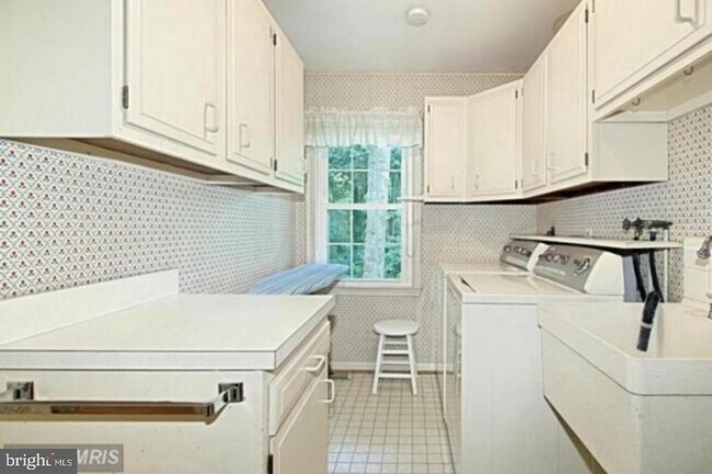 Building Photo - 6522 Truman Ln