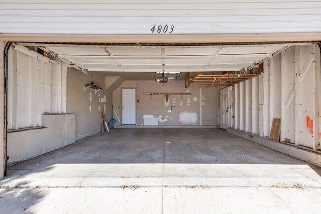 Building Photo - 4803 Dearborn St