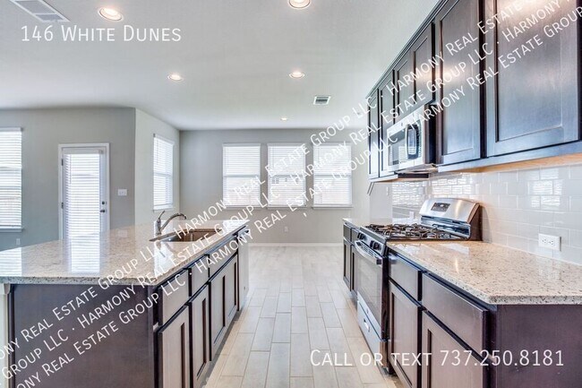 Building Photo - 146 White Dunes Dr