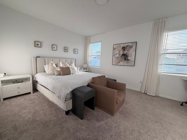 Building Photo - 2289 Treasure Hill St