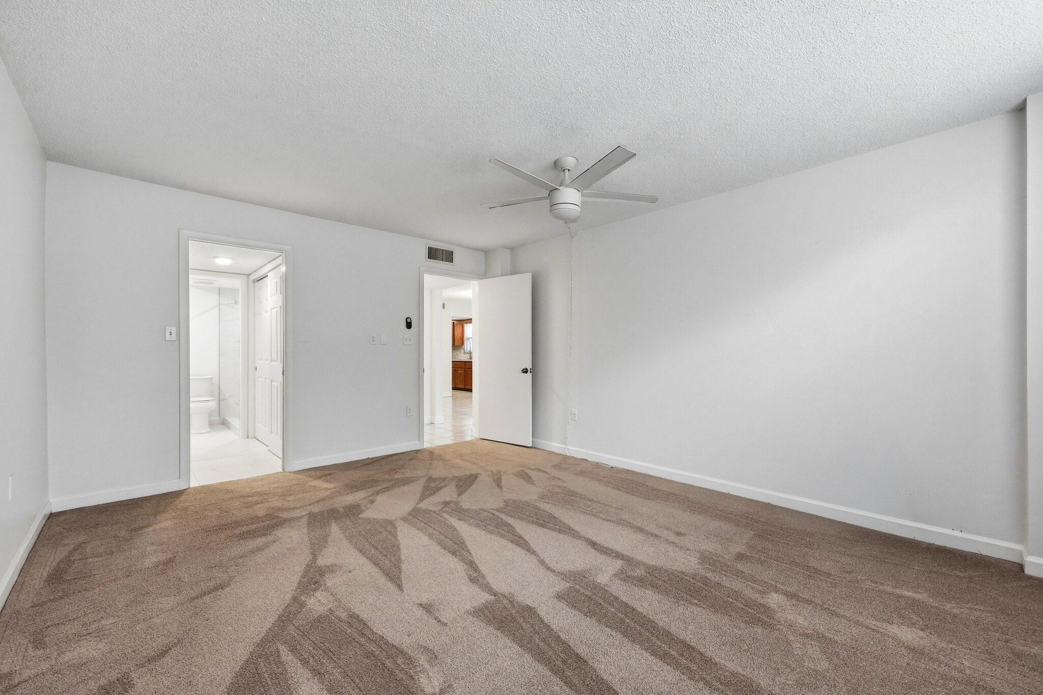 Master Bedroom - 2650 Pearce Dr