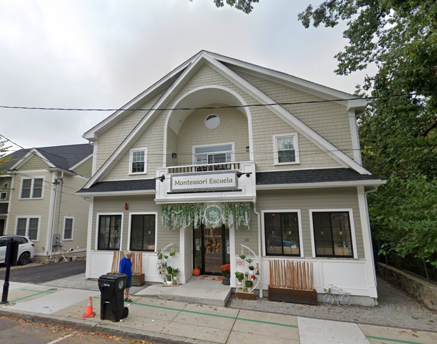 Building Photo - 628 Trapelo Rd
