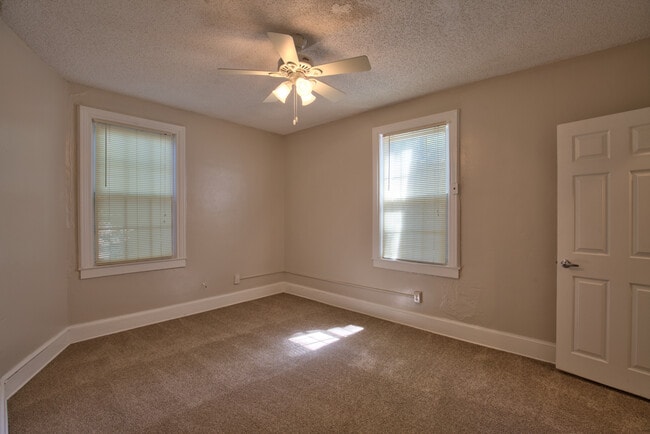 Building Photo - 2bd/2ba in MIDTOWN