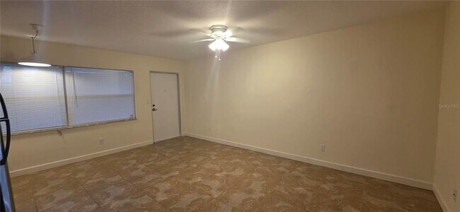 Building Photo - 224 6th Ave N