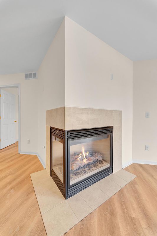 Building Photo - 352 Brookfield Dr