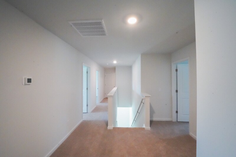 Building Photo - 158 Kraft Kove