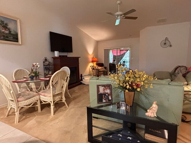 Building Photo - 3 BR 2 BA 2 Car Garage Duplex -  Annual Rental -  Sebastian FL