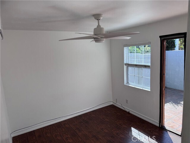 Building Photo - 360 16th Pl