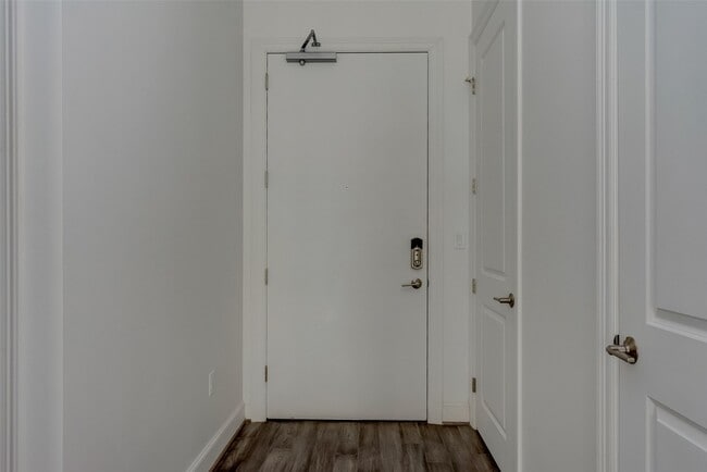 Building Photo - 1211 Caroline St