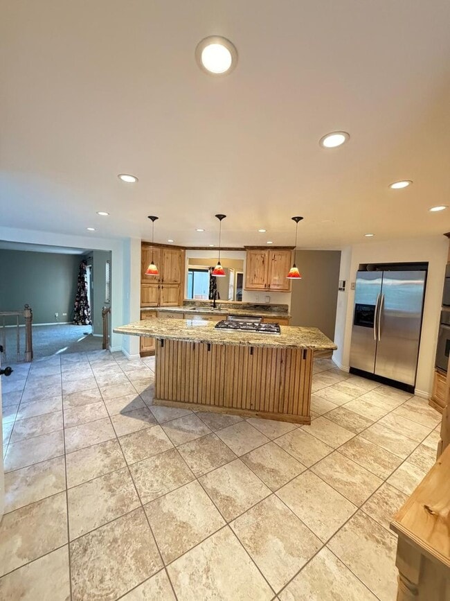 Building Photo - 2298 E Oak Leaf Way
