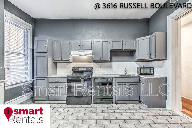 Building Photo - 3616 Russell Blvd
