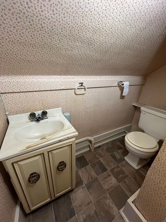 Building Photo - Nice 3 Bedroom Home Available in New Paris