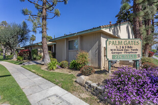 Primary Photo - Palm Gates Apartments