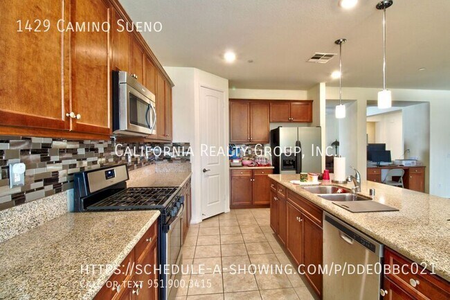 Building Photo - 1429 Camino Sueno