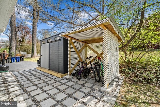 Building Photo - 3803 Estel Rd