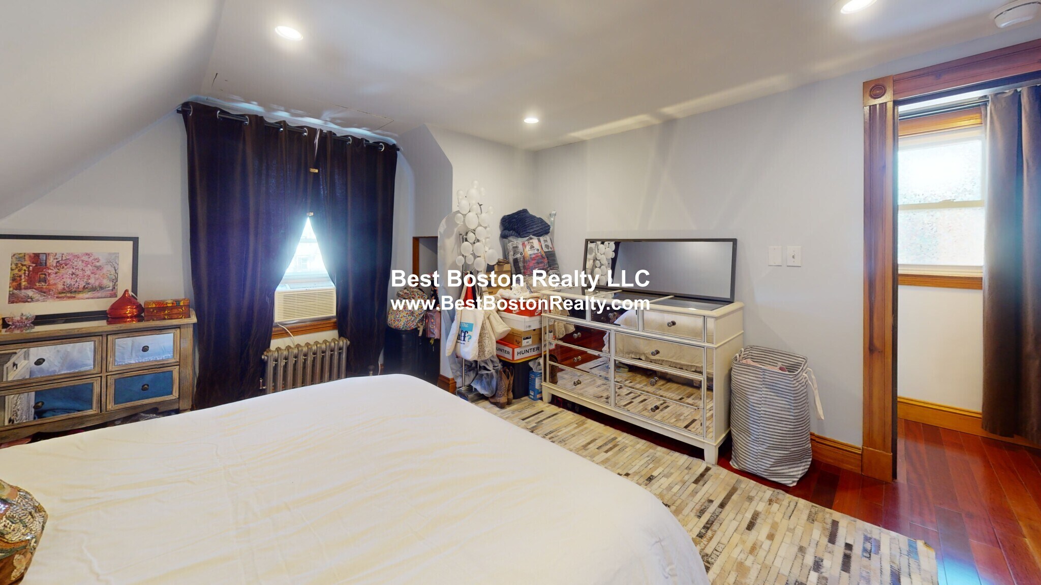 Building Photo - 18 Nashua St