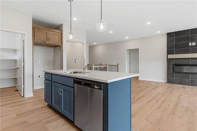 Building Photo - {17756} Brand New Reverse 1.5 + Finished Basement + Community Pool