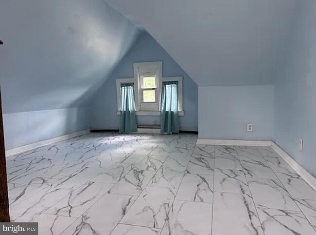 Building Photo - 110 S Broad St