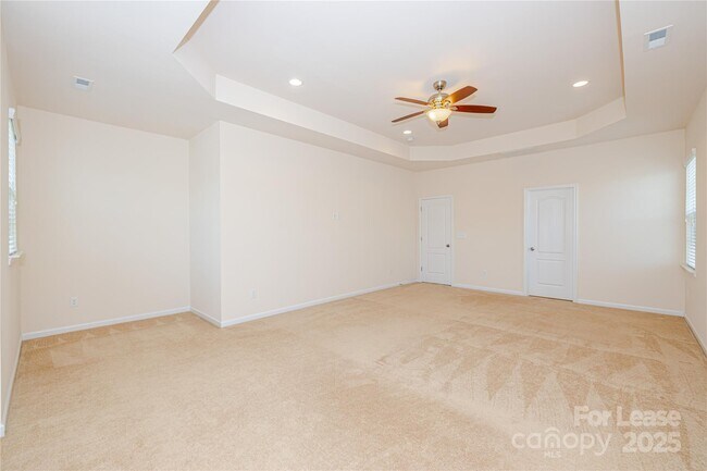 Building Photo - 2624 Snap Dragon Dr