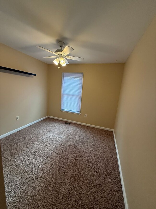 Building Photo - 4221 Devonwood Way