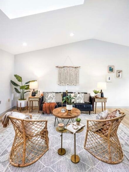 Building Photo - 2411 Cedar Rd