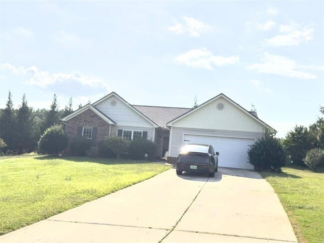 Building Photo - 211 Lucas Way