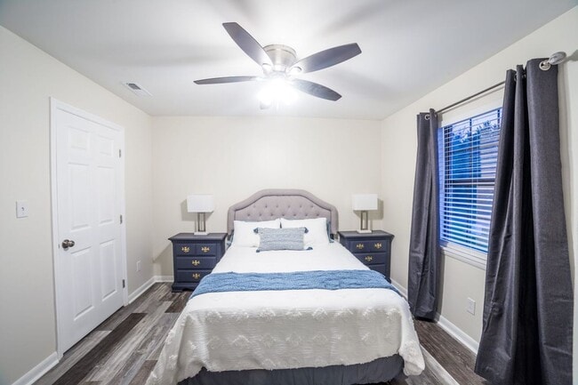 Building Photo - New Listing Alert – Huntsville, AL!