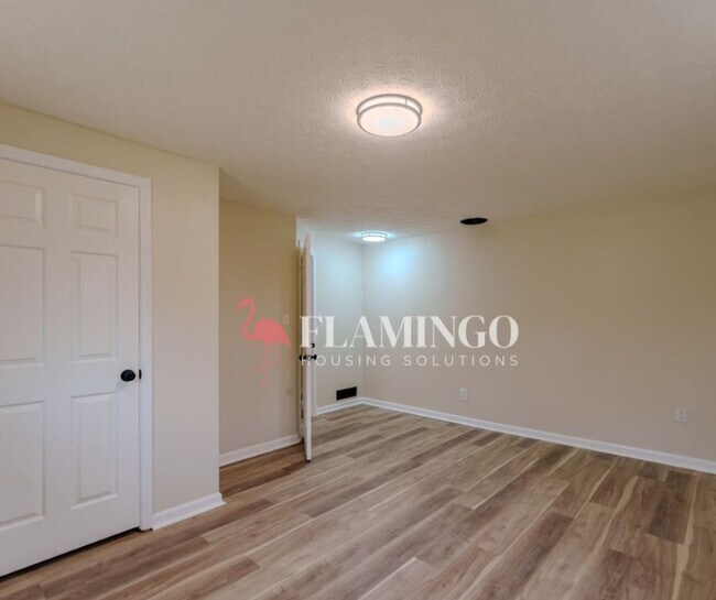 Building Photo - Charming 3 Bedroom, 1 Bath