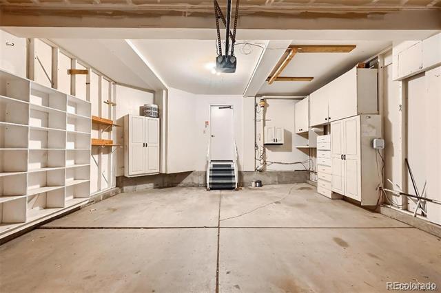 Building Photo - 9306 S Pepperwood Ln