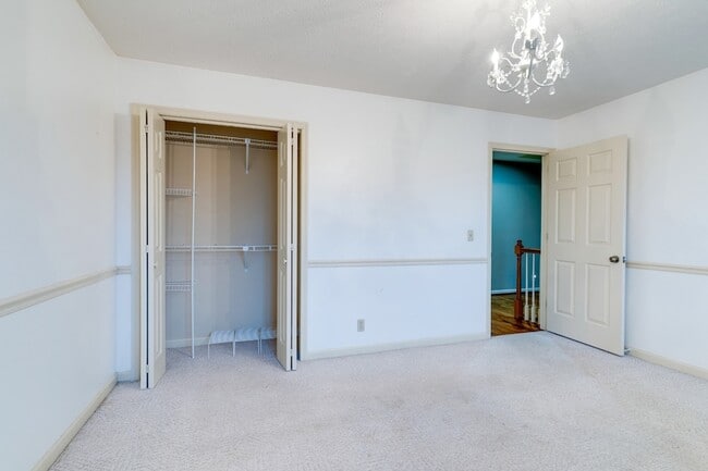 Building Photo - 103 Crosspointe Ln