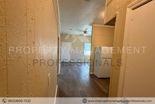 Building Photo - Cozy 3-Bedroom Home in a Convenient Location