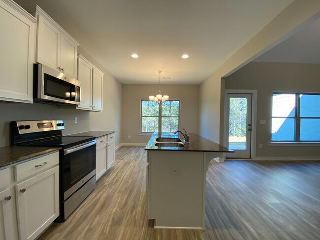 Building Photo - Home for Rent in Brookwood, AL! COMING SOO...