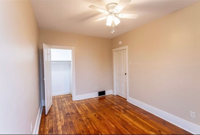 Building Photo - 619 E 17th Ave