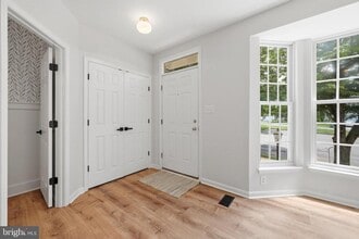 Building Photo - 8972 Benchmark Ln