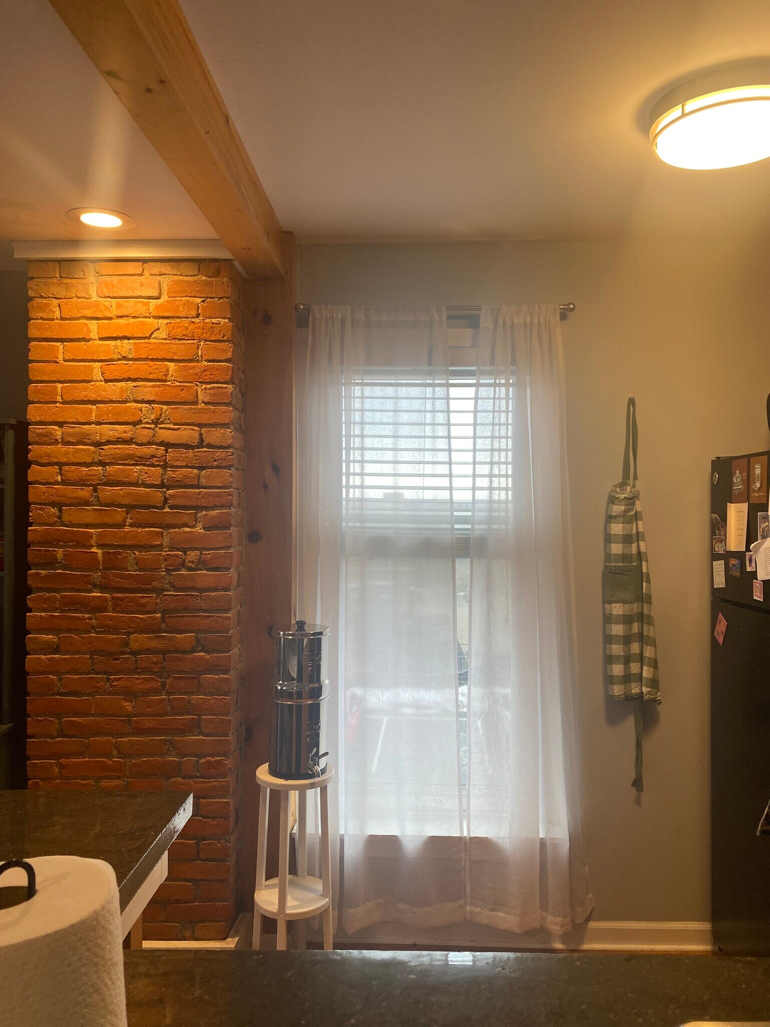 Building Photo - 829 N Salina St