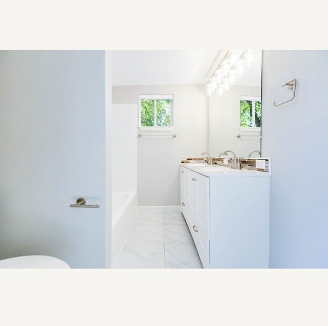 Building Photo - COMING MARCH 2026 - Fully Renovated 3 Bedroom Home!!