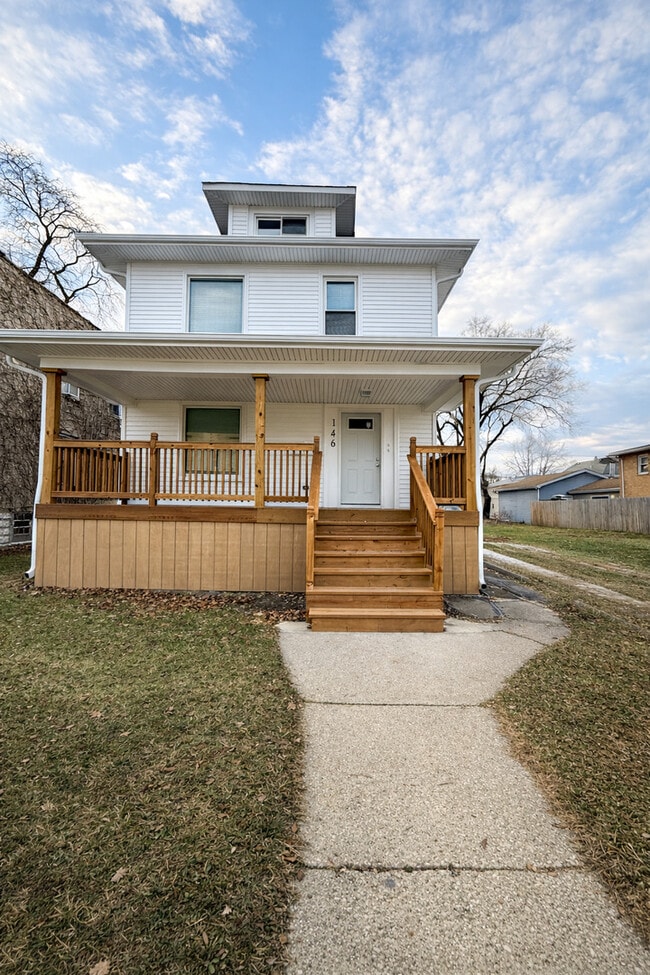 Building Photo - 146 S 9th Ave