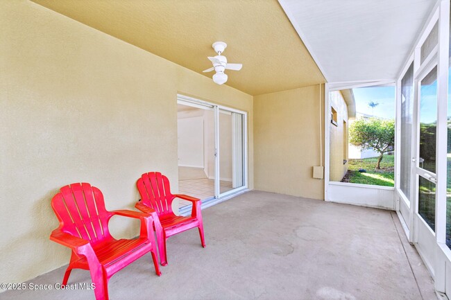 Building Photo - 960 Villa Dr