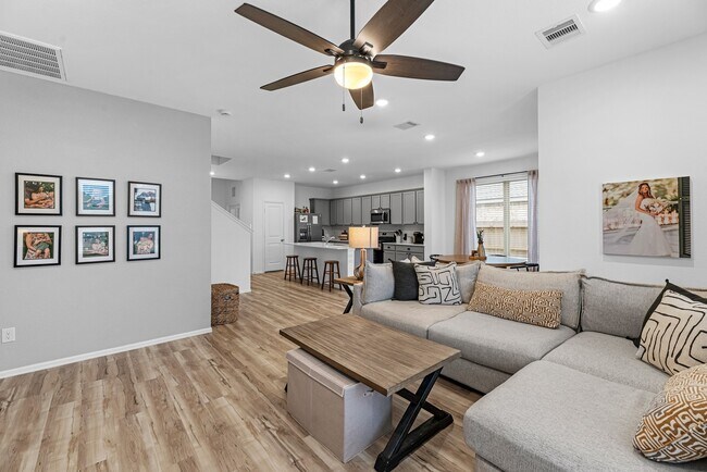 Building Photo - 4242 Sterling Vw Blvd