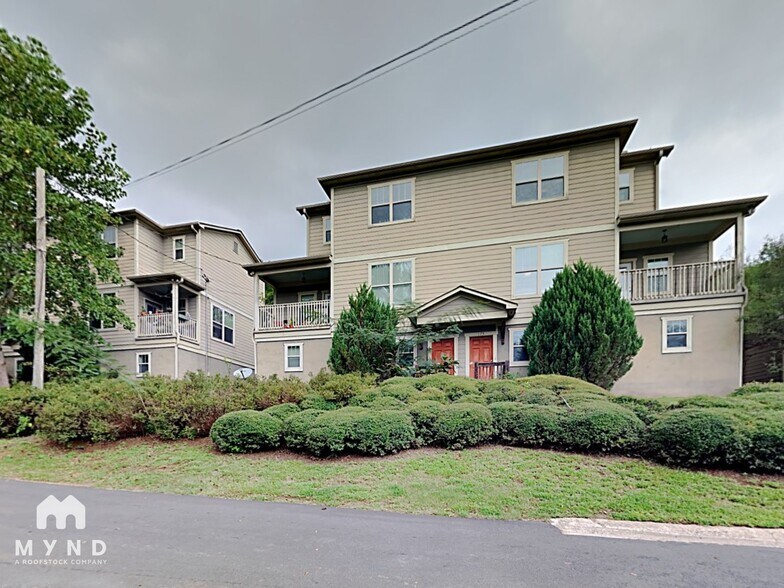 Building Photo - 171 Herring St