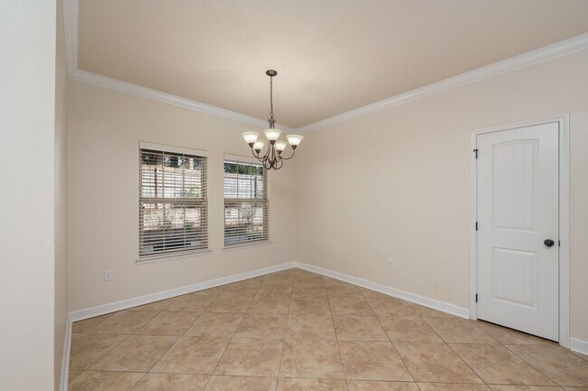 Building Photo - Beautiful 4 Bed / 2.5 Bath Home in Duggan ...