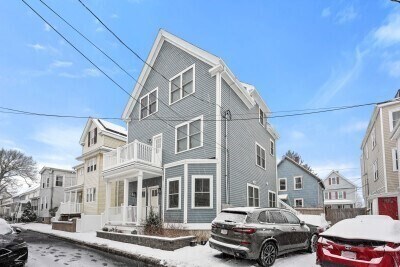 Building Photo - 22 Henderson St