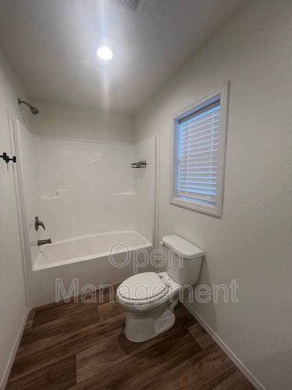 Building Photo - 18-1015 Gibraltor