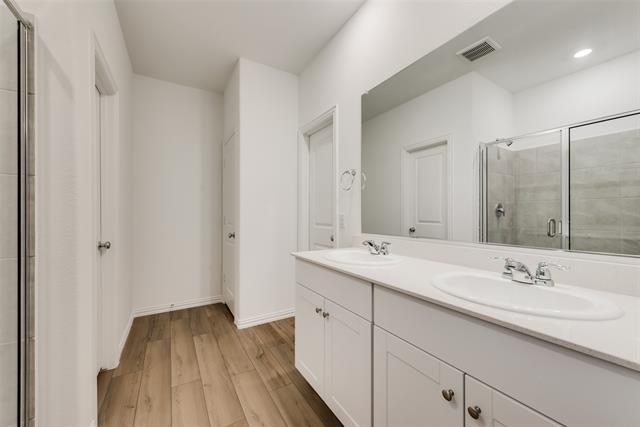 Building Photo - 917 Dustwood Dr