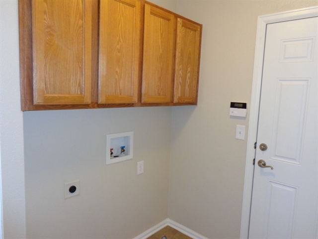 Building Photo - 469 Hayloft Way