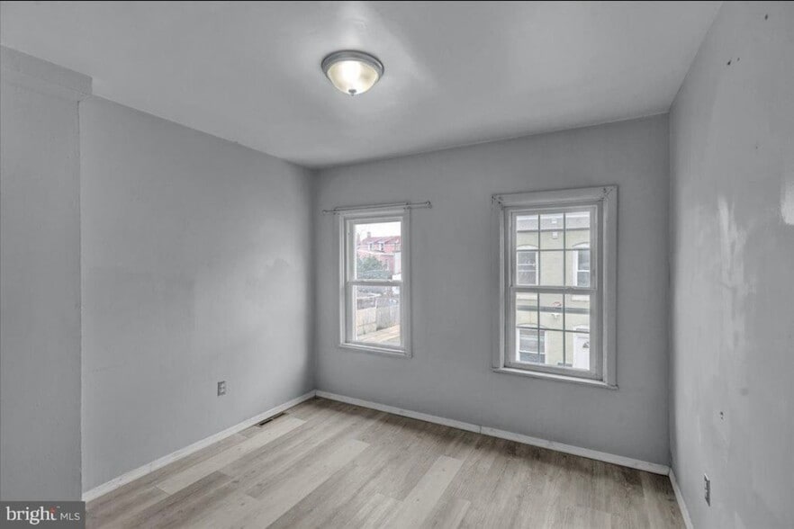 Building Photo - 226 Hudson St
