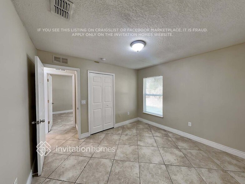 Building Photo - 5274 Laval Dr