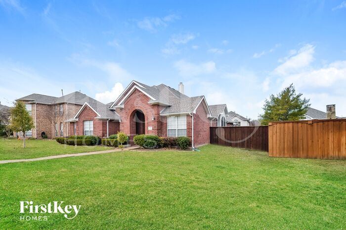 Building Photo - 3921 Cloudcrest Dr
