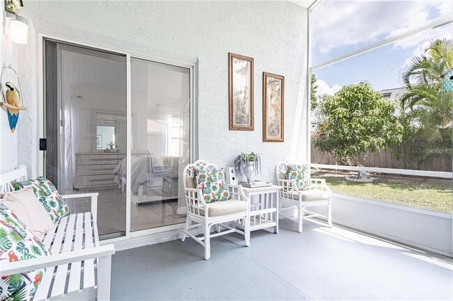 Building Photo - 767 Meadowside Ct