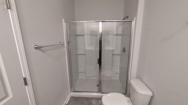 Owner Bath - 280 Forestbrook Cove Cir